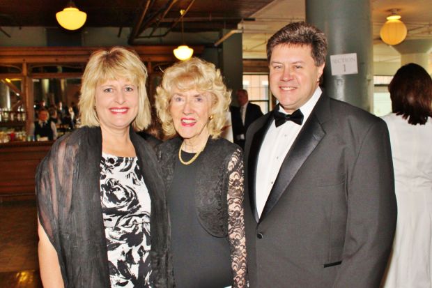 Breakdown STL Black and White Gala